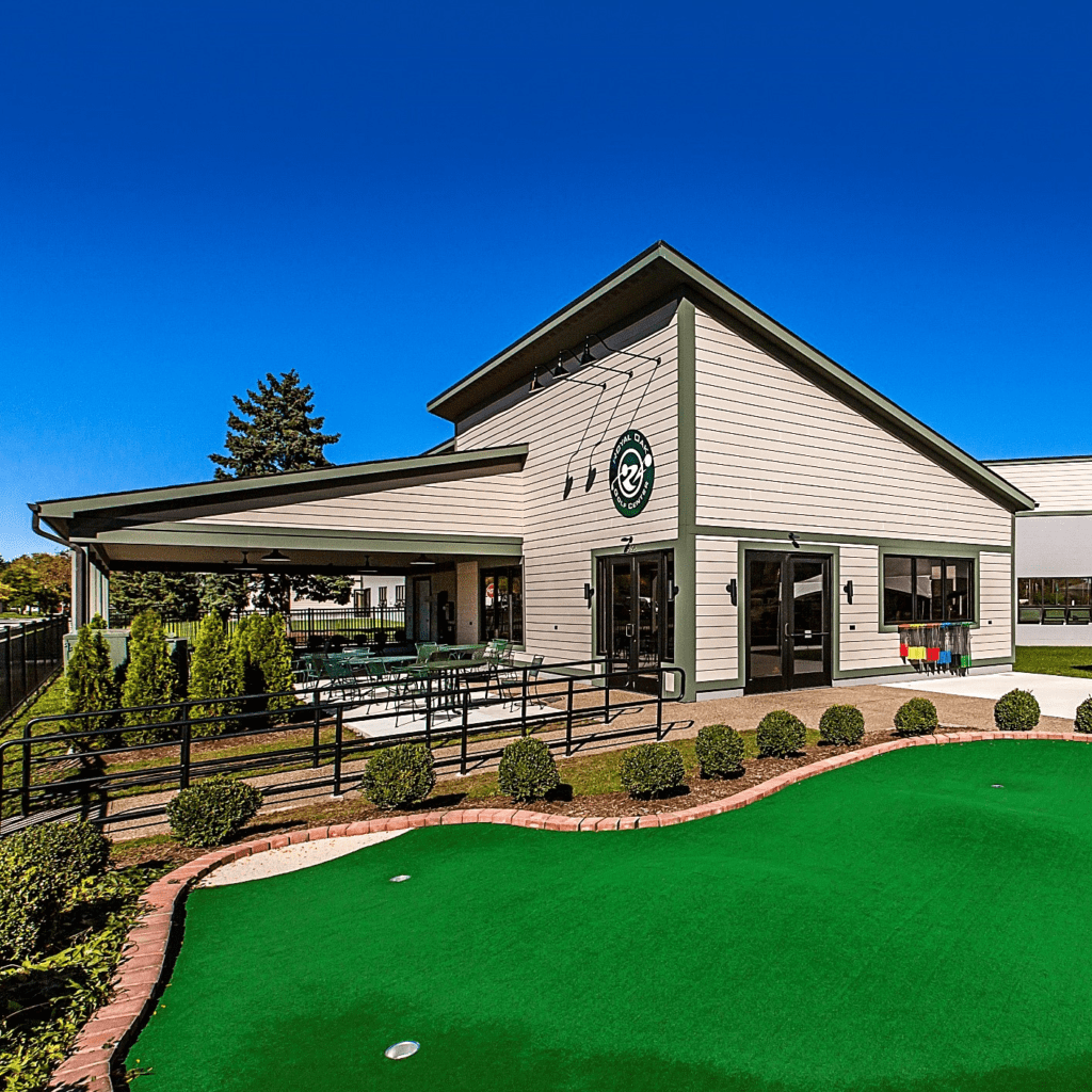 ROYAL OAK GOLF CENTER DEBUTS $1.4 MILLION RENOVATION